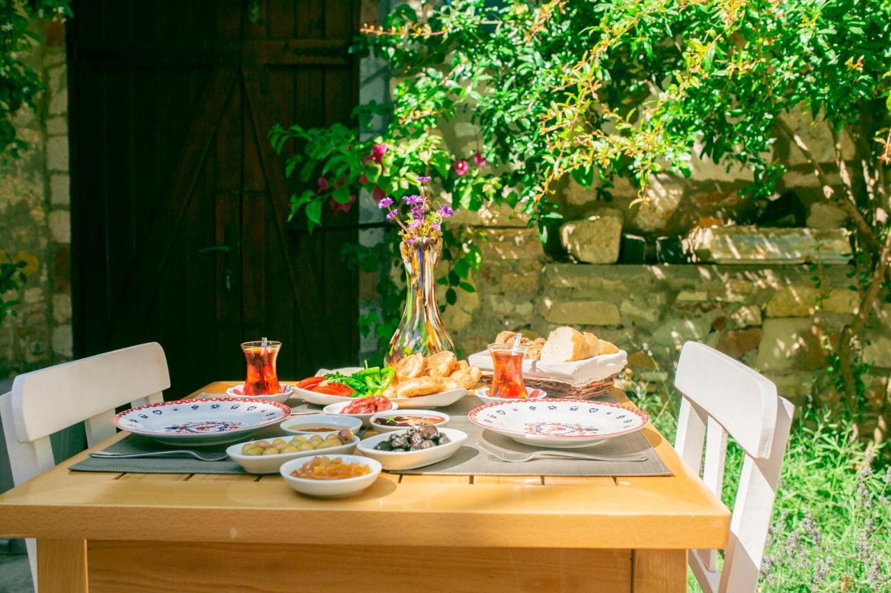 Annemin Harabesi Otel Çeşme 外观 照片